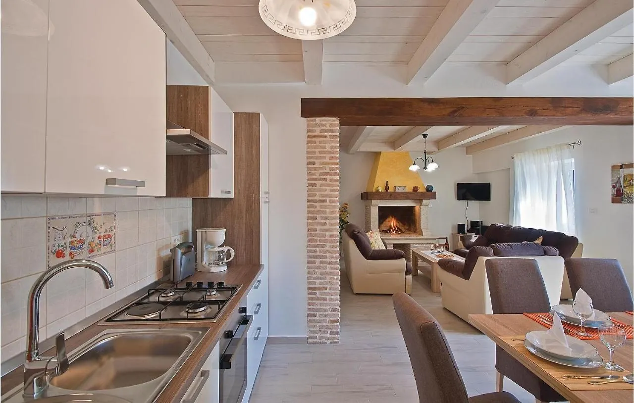 Lovely Home In Barban With Kitchen 0*,